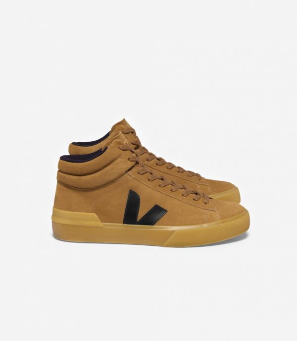 veja-minotaur-suede-camel