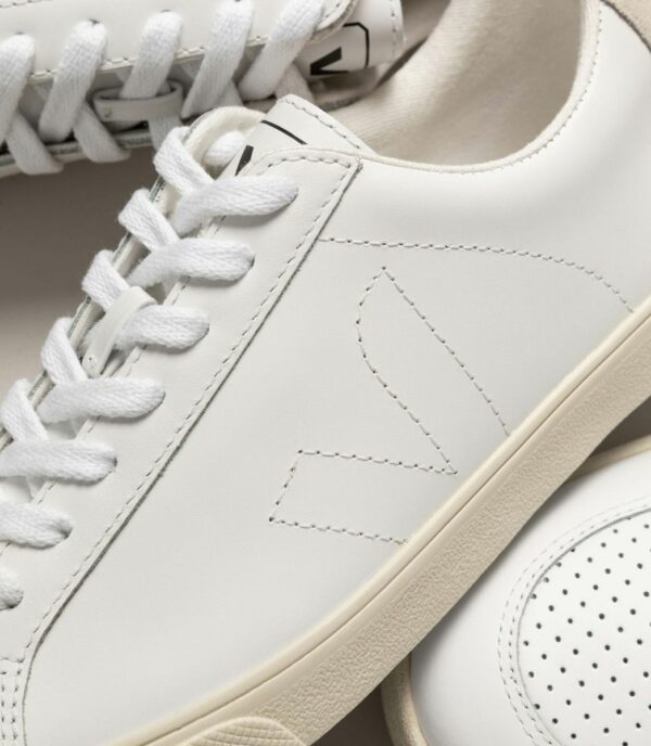 veja-esplar-leather-white