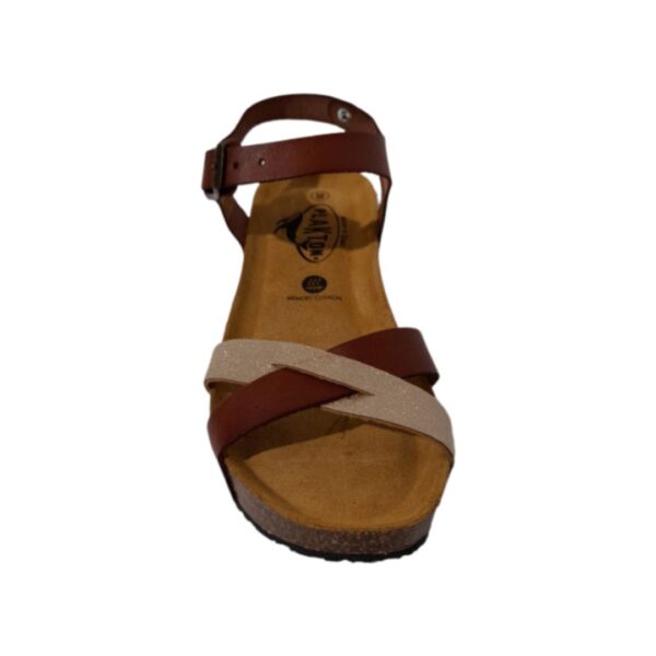PLAKTON - Sandales So Final Oro Camello – Image 3