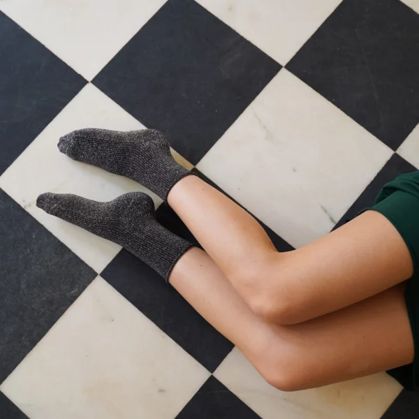 KLUE - Chaussettes à paillettes - Gris anthracite – Image 3