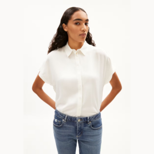 armed-larisaana-off-white