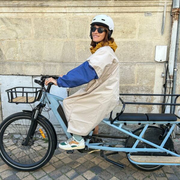 poule-party-ponchos-adulte-old-school