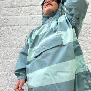 poule-party-ponchos-green-stripes