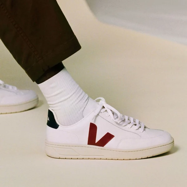veja-v12-white-marsala-nautico
