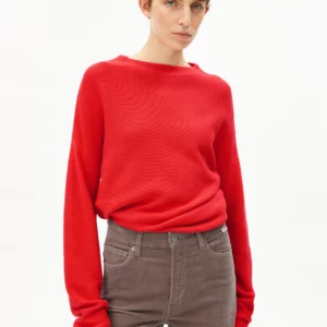 armed-merinaa-candy-apple