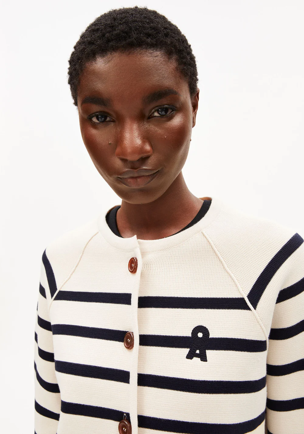 ARMEDANGELS - Cardigan en maille rayée - Oatmilk – Image 3