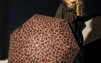 🌧️ Chantons sous la pluie : Guide ultime pour rester au sec avec Jules et Margot