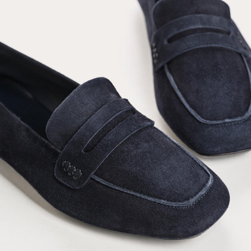 reqins-hema-cuir-velours-marine