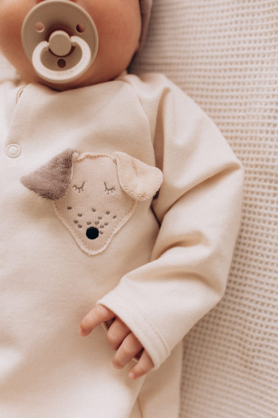 WOOLY ORGANIC - Pyjama en molleton avec pied - Écru/Cendré – Image 2