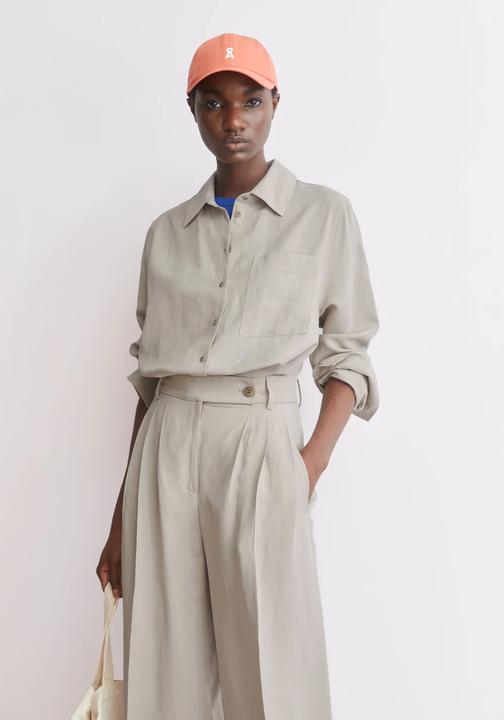 armed-blouse-lin-sandstone