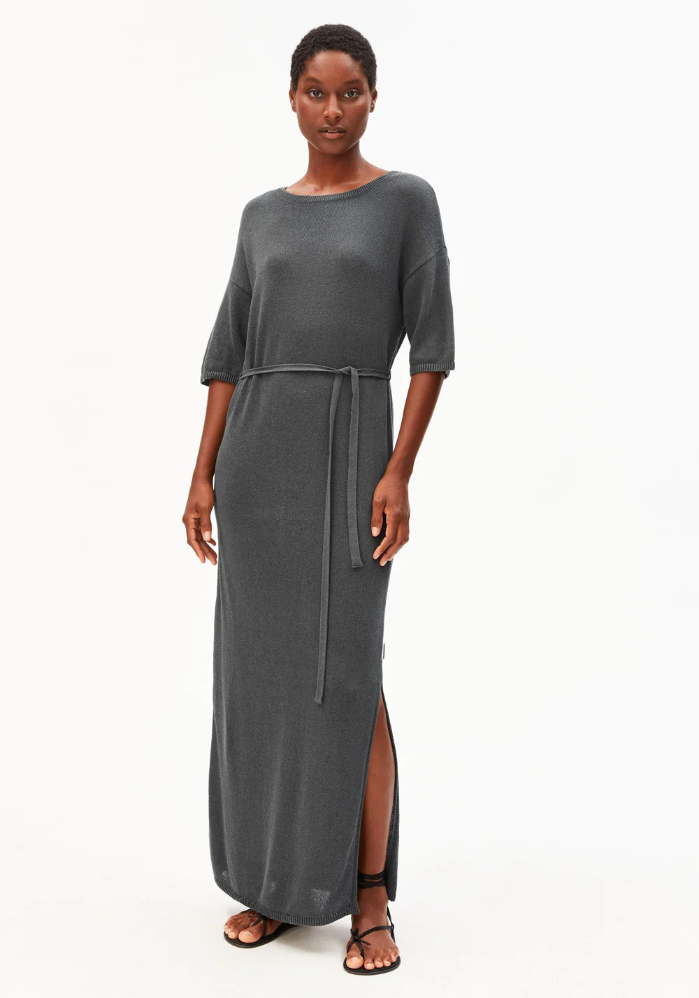 ARMEDANGELS - Robe Maxi en Maille Lin - Space Steel – Image 2