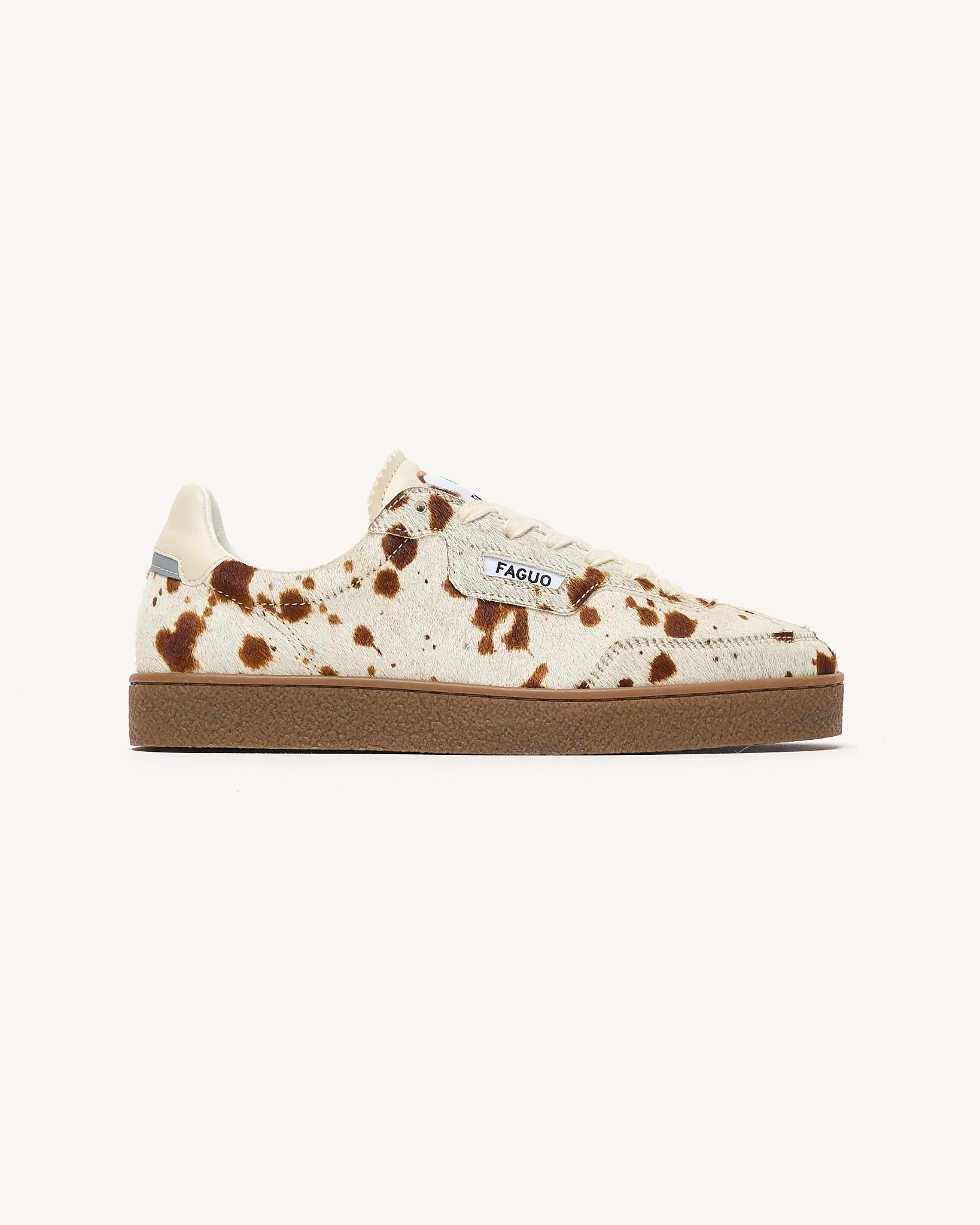 faguo-lumbo-baskets-femme-ecru-marron-cuir