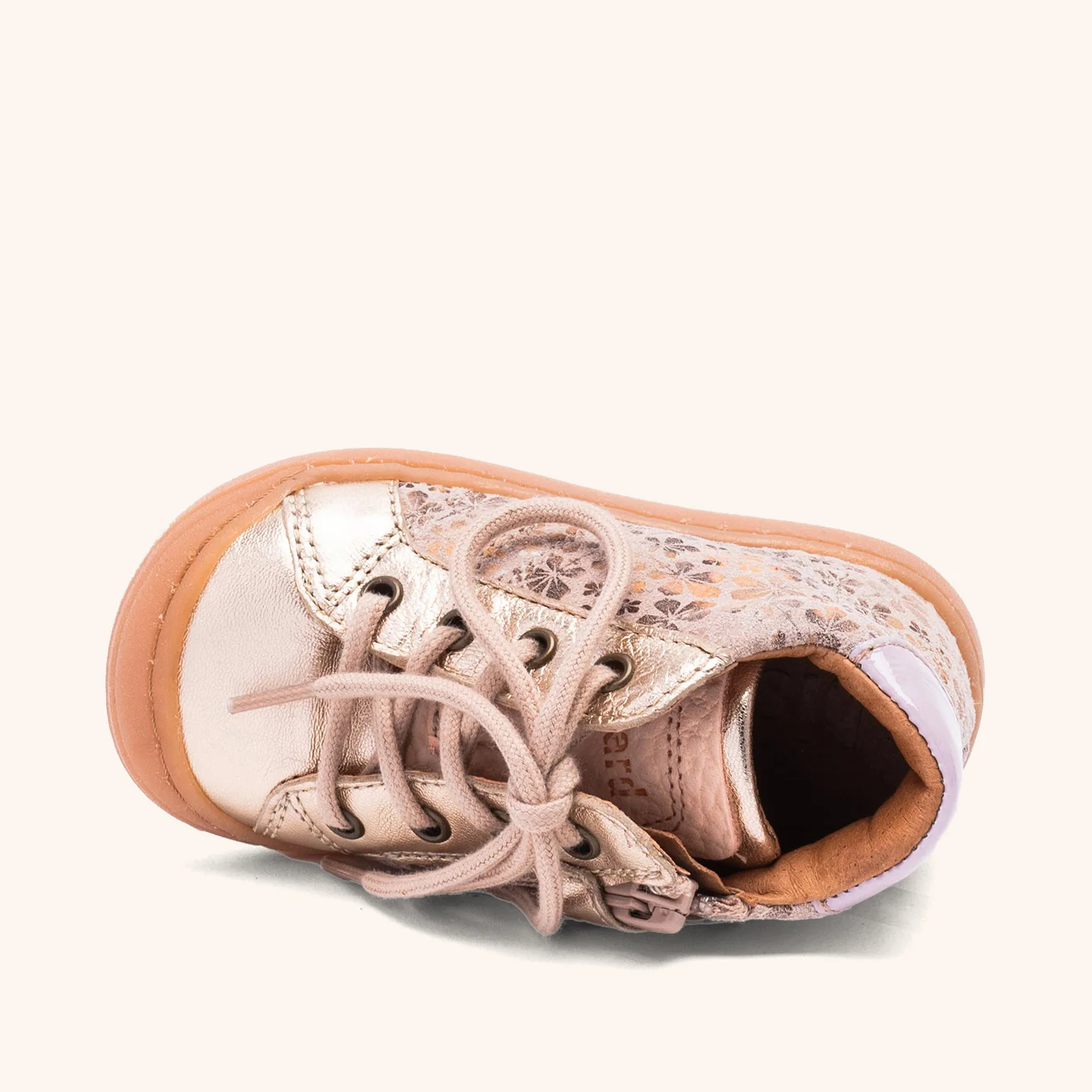 Chaussure bébé fille Bisgaard Thor Z en cuir rose fleuri vue du dessus